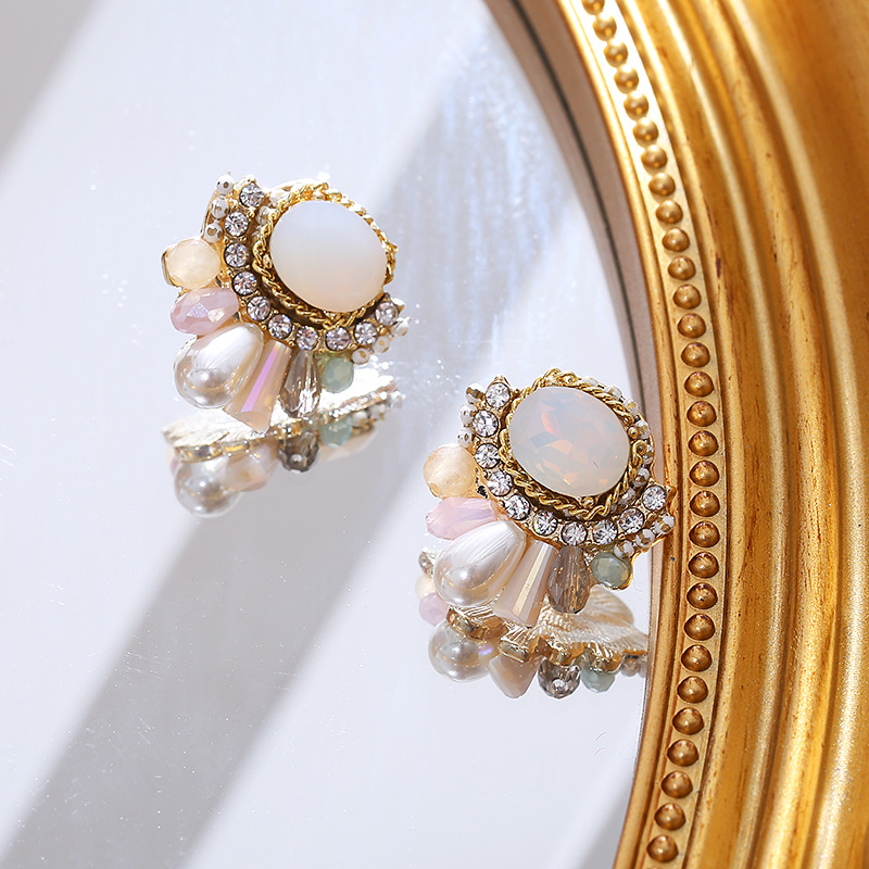 Exquisite Crystal Stud Earring - Women'S Accessories Nz review and price
