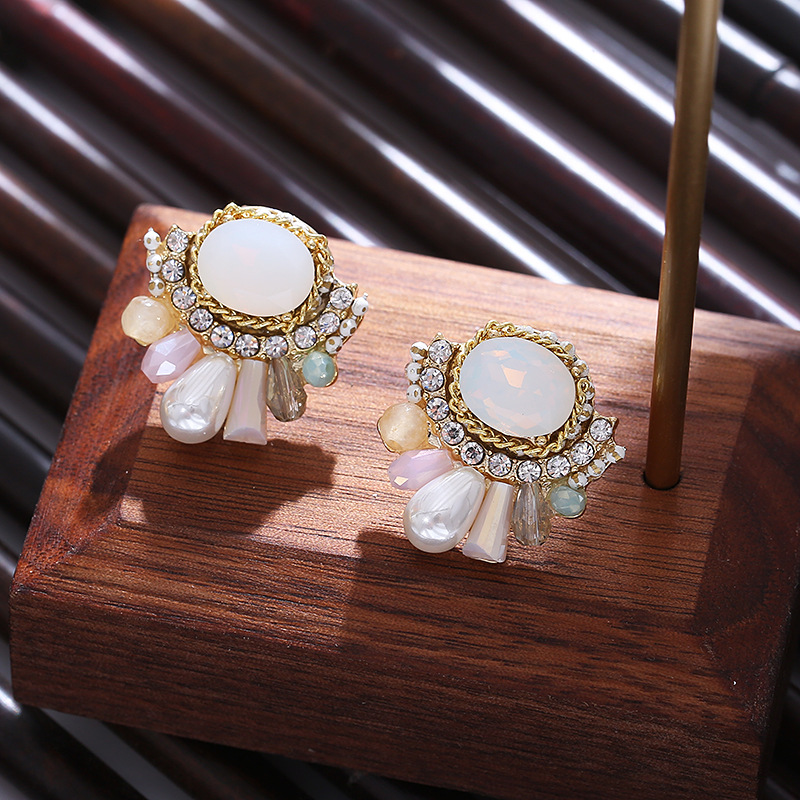 Exquisite Crystal Stud Earring - Women'S Accessories Nz review and price